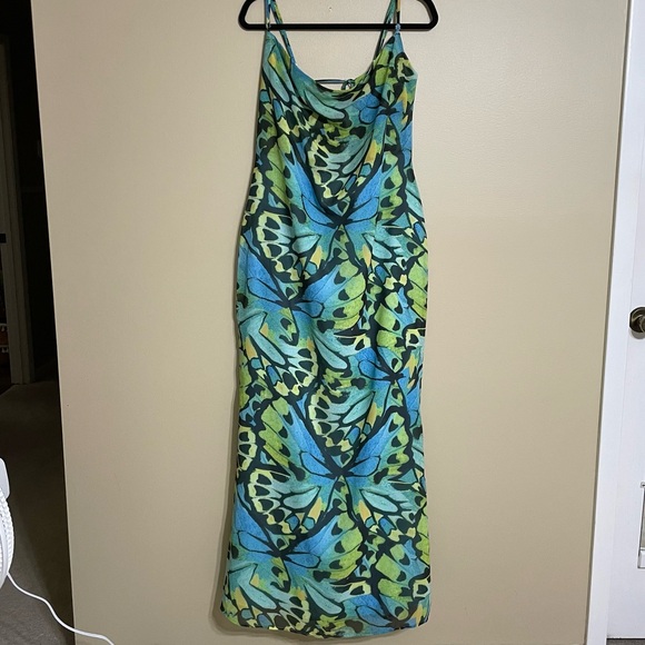 Meshki Metamorphosis cowl neck butterfly open back maxi blue dress size XXXL